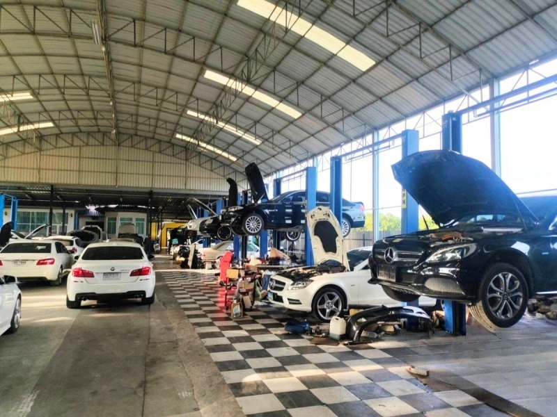 รับซ่อมรถเบนซ์ บางแสน